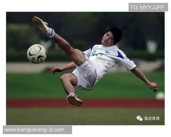 运动新闻波斯波与塔什干棉的激烈对决揭示了足球战术与团队合作的重要性